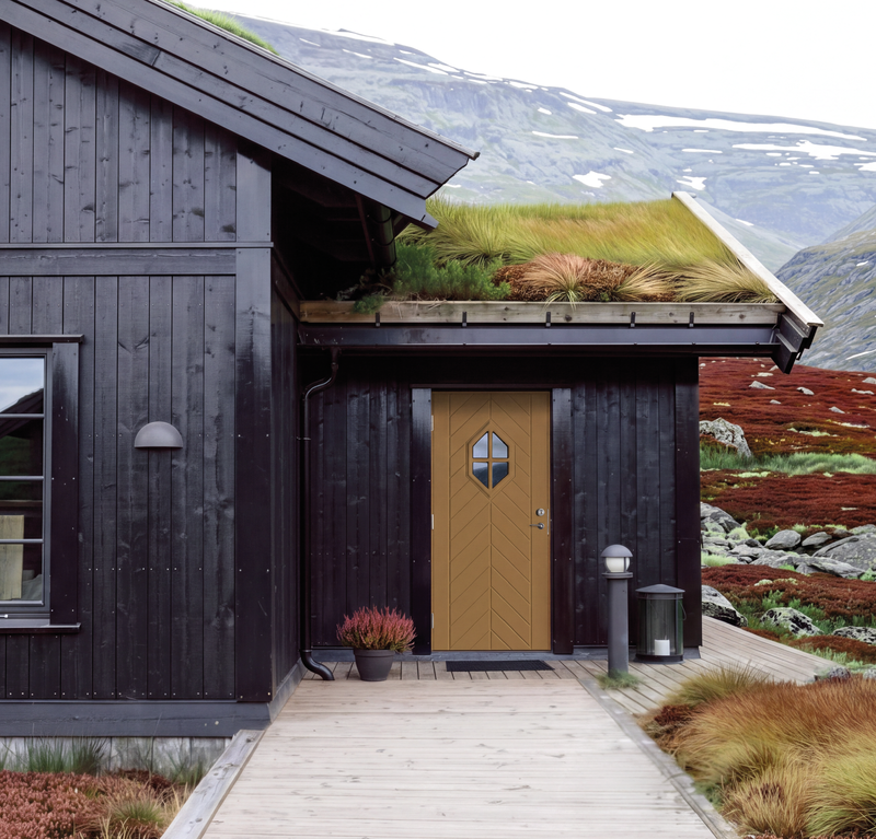 Hemsedal er en populær ytterdør med dype solide fresinger. En stilsikker dør med utenpåliggende malt sprossekassett som passer utmerket til tradisjonelle byggestiler. Døren har 3-lags sotet energiglass.